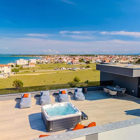 La Deluxe- Gold * Vir