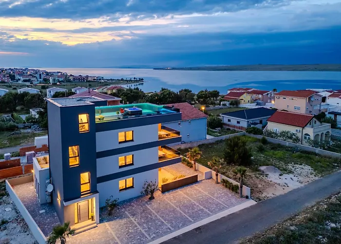 Apartamento La Deluxe- Gold Vir