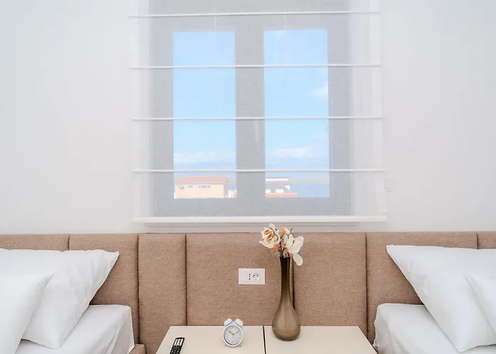 La Deluxe- Gold * Vir